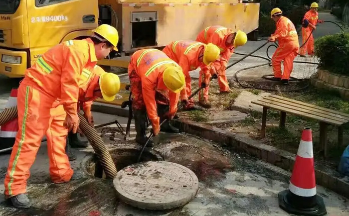 中原区污水管道修复